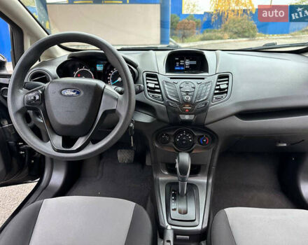 Черный Форд Фиеста, объемом двигателя 1.6 л и пробегом 298 тыс. км за 6500 $, фото 9 на Automoto.ua