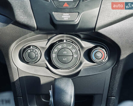 Черный Форд Фиеста, объемом двигателя 1.6 л и пробегом 63 тыс. км за 8399 $, фото 31 на Automoto.ua