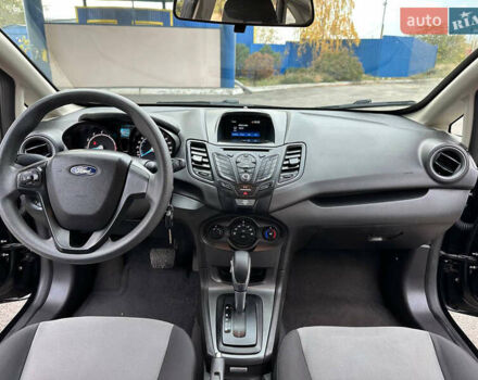 Черный Форд Фиеста, объемом двигателя 1.6 л и пробегом 298 тыс. км за 6500 $, фото 8 на Automoto.ua