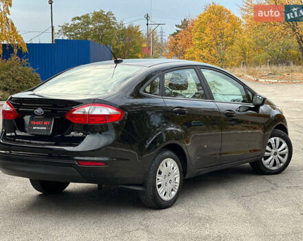 Черный Форд Фиеста, объемом двигателя 1.6 л и пробегом 298 тыс. км за 6500 $, фото 3 на Automoto.ua