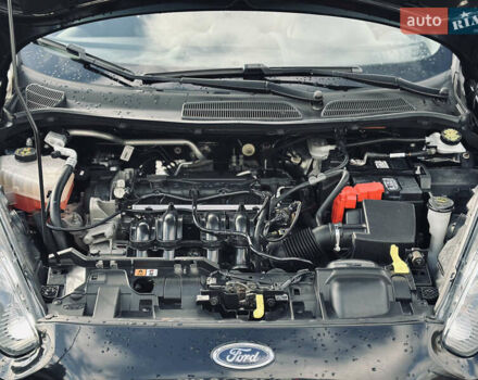 Черный Форд Фиеста, объемом двигателя 1.6 л и пробегом 63 тыс. км за 8399 $, фото 46 на Automoto.ua