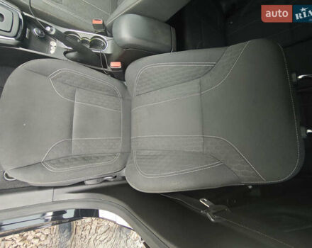 Черный Форд Фиеста, объемом двигателя 1.6 л и пробегом 84 тыс. км за 9500 $, фото 9 на Automoto.ua