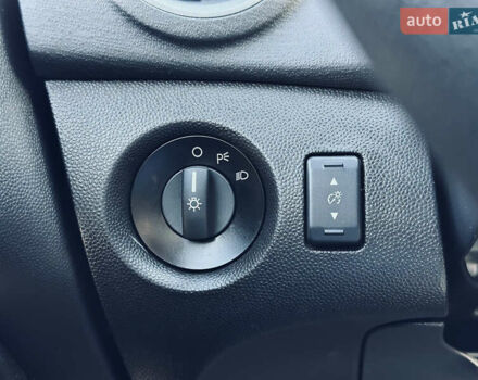 Черный Форд Фиеста, объемом двигателя 1.6 л и пробегом 63 тыс. км за 8399 $, фото 37 на Automoto.ua