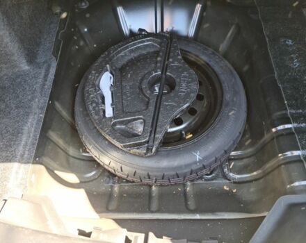 Черный Форд Фиеста, объемом двигателя 0 л и пробегом 80 тыс. км за 9200 $, фото 7 на Automoto.ua