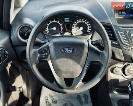 Черный Форд Фиеста, объемом двигателя 1.6 л и пробегом 63 тыс. км за 8399 $, фото 28 на Automoto.ua