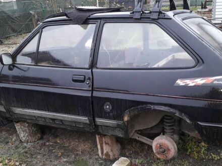 Черный Форд Фиеста, объемом двигателя 0 л и пробегом 300 тыс. км за 348 $, фото 1 на Automoto.ua