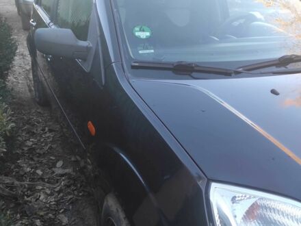 Черный Форд Фиеста, объемом двигателя 1.4 л и пробегом 1000 тыс. км за 3000 $, фото 1 на Automoto.ua