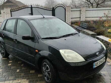 Черный Форд Фиеста, объемом двигателя 1.3 л и пробегом 218 тыс. км за 3900 $, фото 1 на Automoto.ua