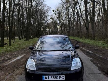 Форд Фієста 2005 у Яготине на Automoto.ua Чорний Форд Фієста, об'ємом двигуна 1.3 л та пробігом 240 тис. км за 4300 $, фото 1 на Automoto.ua