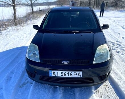 Чорний Форд Фієста, об'ємом двигуна 1.3 л та пробігом 195 тис. км за 3450 $, фото 1 на Automoto.ua