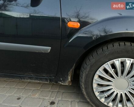 Чорний Форд Фієста, об'ємом двигуна 1.4 л та пробігом 298 тис. км за 3200 $, фото 1 на Automoto.ua