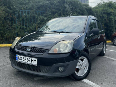 Форд Фієста 2006 у Ужгороді на Automoto.ua Чорний Форд Фієста, об'ємом двигуна 1.24 л та пробігом 289 тис. км за 3200 $, фото 1 на Automoto.ua