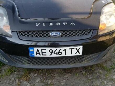 Форд Фієста 2006 у Павлограде на Automoto.ua Чорний Форд Фієста, об'ємом двигуна 1.3 л та пробігом 130 тис. км за 4100 $, фото 1 на Automoto.ua
