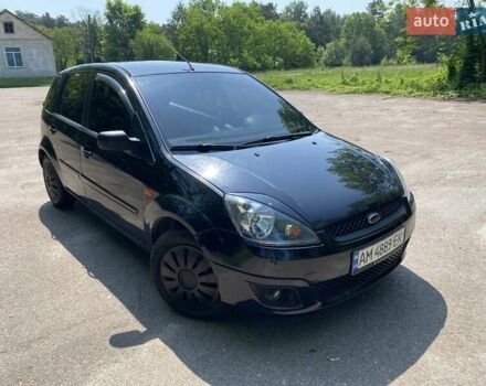 Черный Форд Фиеста, объемом двигателя 1.4 л и пробегом 285 тыс. км за 2800 $, фото 1 на Automoto.ua