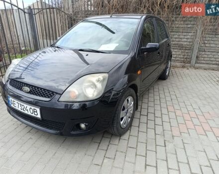 Черный Форд Фиеста, объемом двигателя 1.4 л и пробегом 280 тыс. км за 3700 $, фото 1 на Automoto.ua