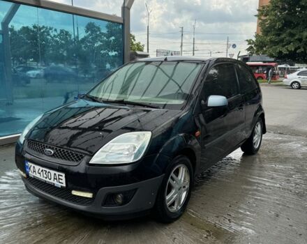 Черный Форд Фиеста, объемом двигателя 1.4 л и пробегом 405 тыс. км за 3300 $, фото 1 на Automoto.ua