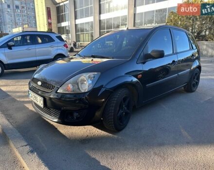 Черный Форд Фиеста, объемом двигателя 1.3 л и пробегом 229 тыс. км за 3100 $, фото 1 на Automoto.ua