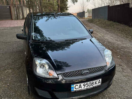 Чорний Форд Фієста, об'ємом двигуна 1.3 л та пробігом 276 тис. км за 4300 $, фото 1 на Automoto.ua