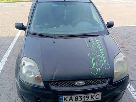 Черный Форд Фиеста, объемом двигателя 1.2 л и пробегом 0 тыс. км за 2700 $, фото 1 на Automoto.ua