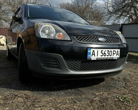 Черный Форд Фиеста, объемом двигателя 1.2 л и пробегом 142 тыс. км за 7200 $, фото 1 на Automoto.ua