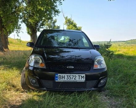 Черный Форд Фиеста, объемом двигателя 1.3 л и пробегом 220 тыс. км за 4500 $, фото 1 на Automoto.ua