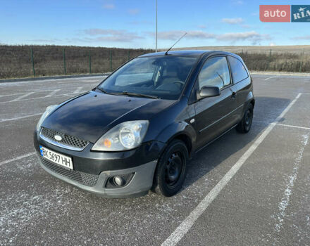 Черный Форд Фиеста, объемом двигателя 1.6 л и пробегом 408 тыс. км за 4900 $, фото 1 на Automoto.ua