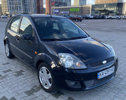 Черный Форд Фиеста, объемом двигателя 1.39 л и пробегом 247 тыс. км за 4000 $, фото 1 на Automoto.ua