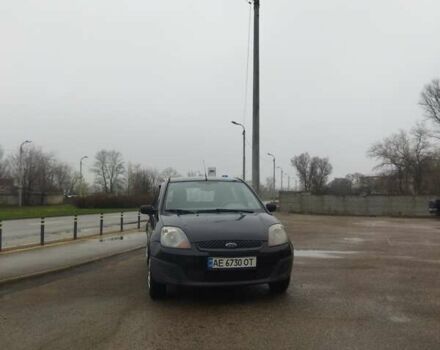 Черный Форд Фиеста, объемом двигателя 1.39 л и пробегом 247 тыс. км за 3000 $, фото 1 на Automoto.ua