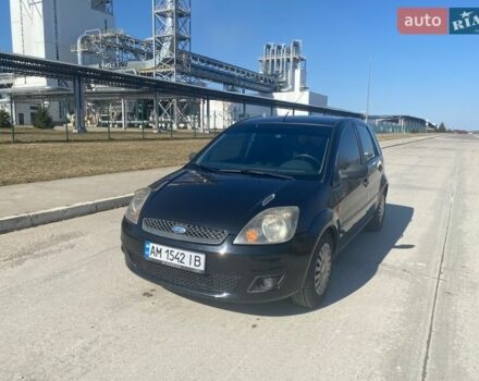 Черный Форд Фиеста, объемом двигателя 1.39 л и пробегом 227 тыс. км за 4900 $, фото 1 на Automoto.ua