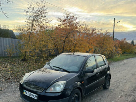 Черный Форд Фиеста, объемом двигателя 1.24 л и пробегом 367 тыс. км за 1850 $, фото 1 на Automoto.ua