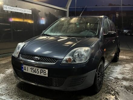Черный Форд Фиеста, объемом двигателя 1.2 л и пробегом 400 тыс. км за 2800 $, фото 1 на Automoto.ua