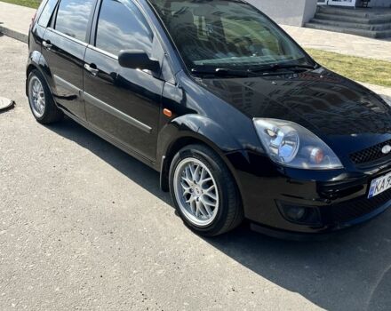Черный Форд Фиеста, объемом двигателя 1.4 л и пробегом 273 тыс. км за 4000 $, фото 1 на Automoto.ua