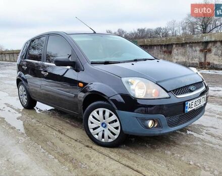 Чорний Форд Фієста, об'ємом двигуна 1.4 л та пробігом 171 тис. км за 3900 $, фото 1 на Automoto.ua