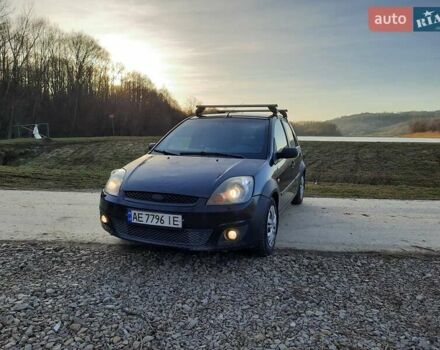 Чорний Форд Фієста, об'ємом двигуна 1.4 л та пробігом 165 тис. км за 2899 $, фото 1 на Automoto.ua