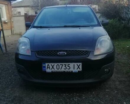 Черный Форд Фиеста, объемом двигателя 1.4 л и пробегом 204 тыс. км за 3900 $, фото 1 на Automoto.ua