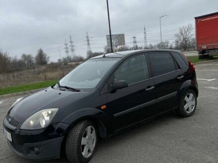 Чорний Форд Фієста, об'ємом двигуна 1.4 л та пробігом 20 тис. км за 3600 $, фото 1 на Automoto.ua