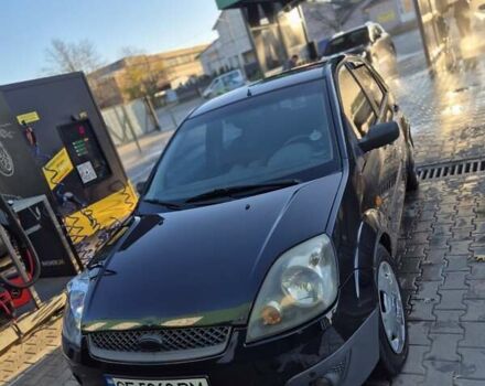 Чорний Форд Фієста, об'ємом двигуна 1.39 л та пробігом 148 тис. км за 4400 $, фото 1 на Automoto.ua