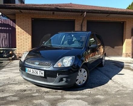 Черный Форд Фиеста, объемом двигателя 1.24 л и пробегом 160 тыс. км за 4000 $, фото 1 на Automoto.ua