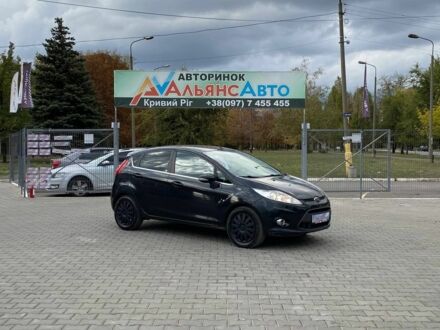Форд Фієста 2009 у Кривому Розі на Automoto.ua Чорний Форд Фієста, об'ємом двигуна 1.6 л та пробігом 323 тис. км за 5400 $, фото 1 на Automoto.ua