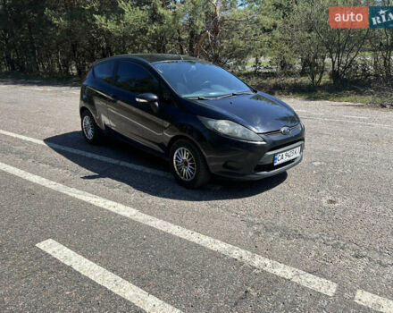 Черный Форд Фиеста, объемом двигателя 1.6 л и пробегом 230 тыс. км за 4700 $, фото 1 на Automoto.ua
