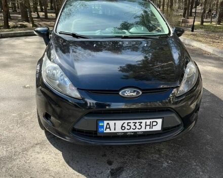 Черный Форд Фиеста, объемом двигателя 1.4 л и пробегом 183 тыс. км за 5900 $, фото 1 на Automoto.ua