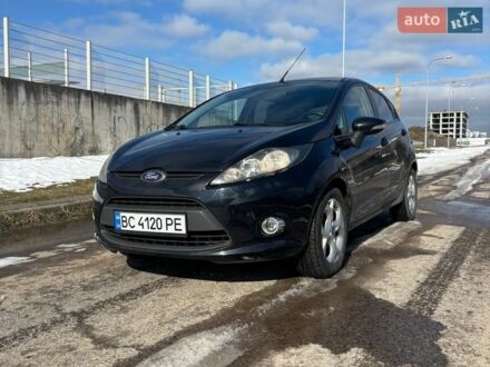 Черный Форд Фиеста, объемом двигателя 1.39 л и пробегом 265 тыс. км за 5300 $, фото 1 на Automoto.ua