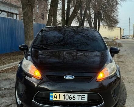 Черный Форд Фиеста, объемом двигателя 1.6 л и пробегом 230 тыс. км за 6350 $, фото 1 на Automoto.ua