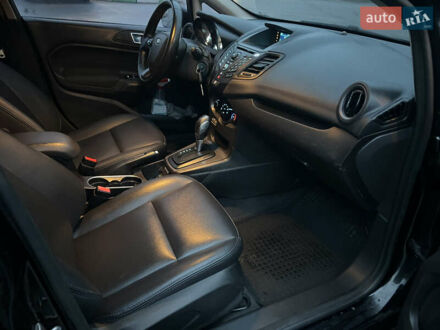 Черный Форд Фиеста, объемом двигателя 1.6 л и пробегом 204 тыс. км за 6999 $, фото 1 на Automoto.ua