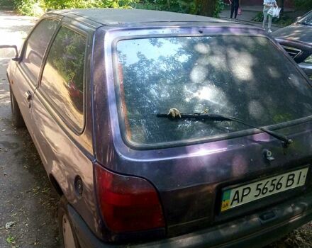 Фиолетовый Форд Фиеста, объемом двигателя 1.9 л и пробегом 250 тыс. км за 950 $, фото 2 на Automoto.ua