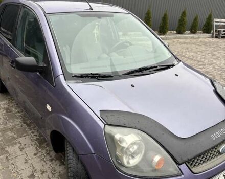 Фиолетовый Форд Фиеста, объемом двигателя 1.3 л и пробегом 220 тыс. км за 3000 $, фото 1 на Automoto.ua