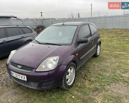 Фиолетовый Форд Фиеста, объемом двигателя 1.4 л и пробегом 250 тыс. км за 2100 $, фото 6 на Automoto.ua