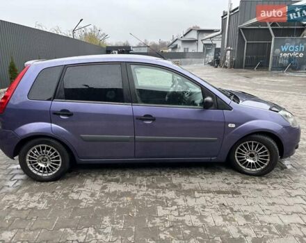 Фиолетовый Форд Фиеста, объемом двигателя 1.3 л и пробегом 220 тыс. км за 3000 $, фото 3 на Automoto.ua