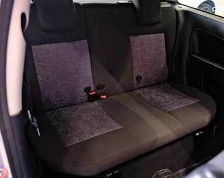 Фиолетовый Форд Фиеста, объемом двигателя 1.4 л и пробегом 144 тыс. км за 4900 $, фото 7 на Automoto.ua