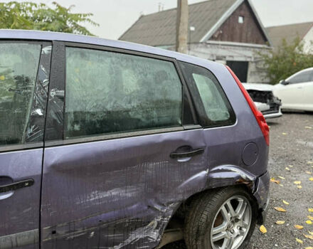 Форд Фиеста 2006 в Запорожье на Automoto.ua Фиолетовый Форд Фиеста, объемом двигателя 1.39 л и пробегом 157 тыс. км за 1800 $, фото 5 на Automoto.ua